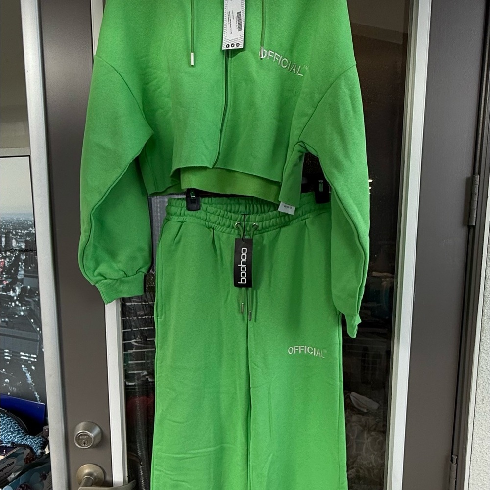 Boohoo Green Official Tracksuit Set, new, Us size 6
